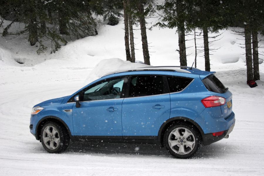  Ford Kuga 2008 года  (фото 97 из 139)
